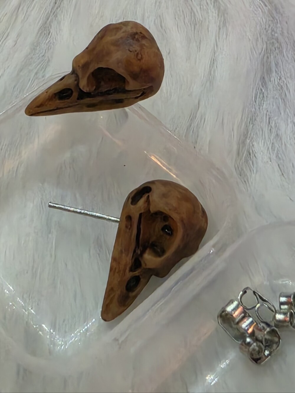 NWOT Gothic Raven / Bird Skull Stud Earrings - Alt Grunge Aesthetic